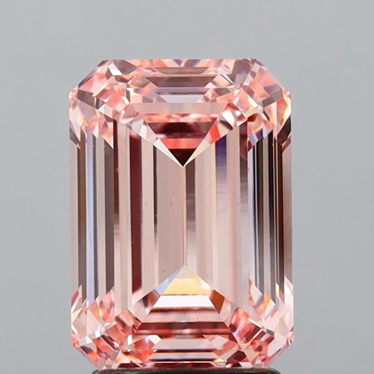 3.19 ct Emerald diamond