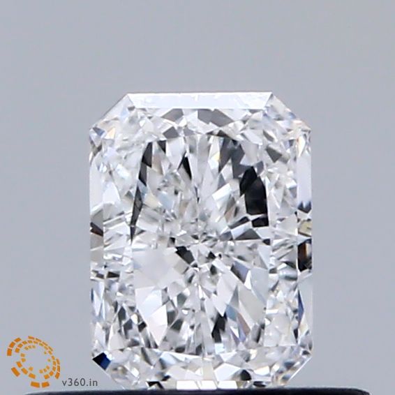 0.42 ct lab-grown Radiant Diamond