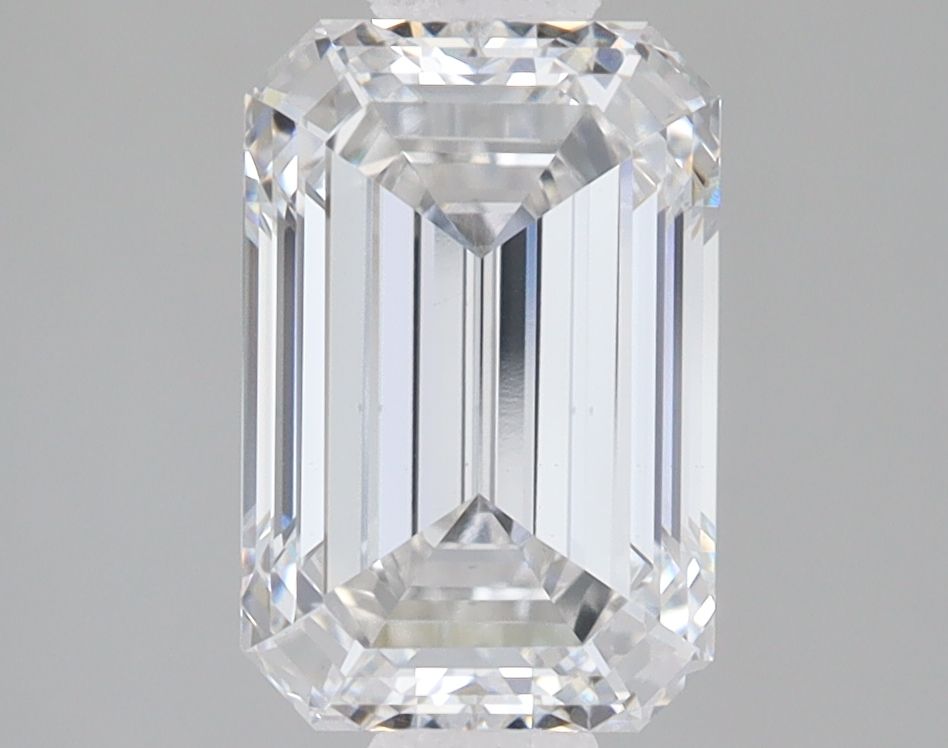 2.59 ct. emerald Lab Grown Diamond front image
