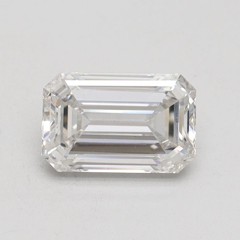 1.05 ct. emerald Lab Grown Diamond front image