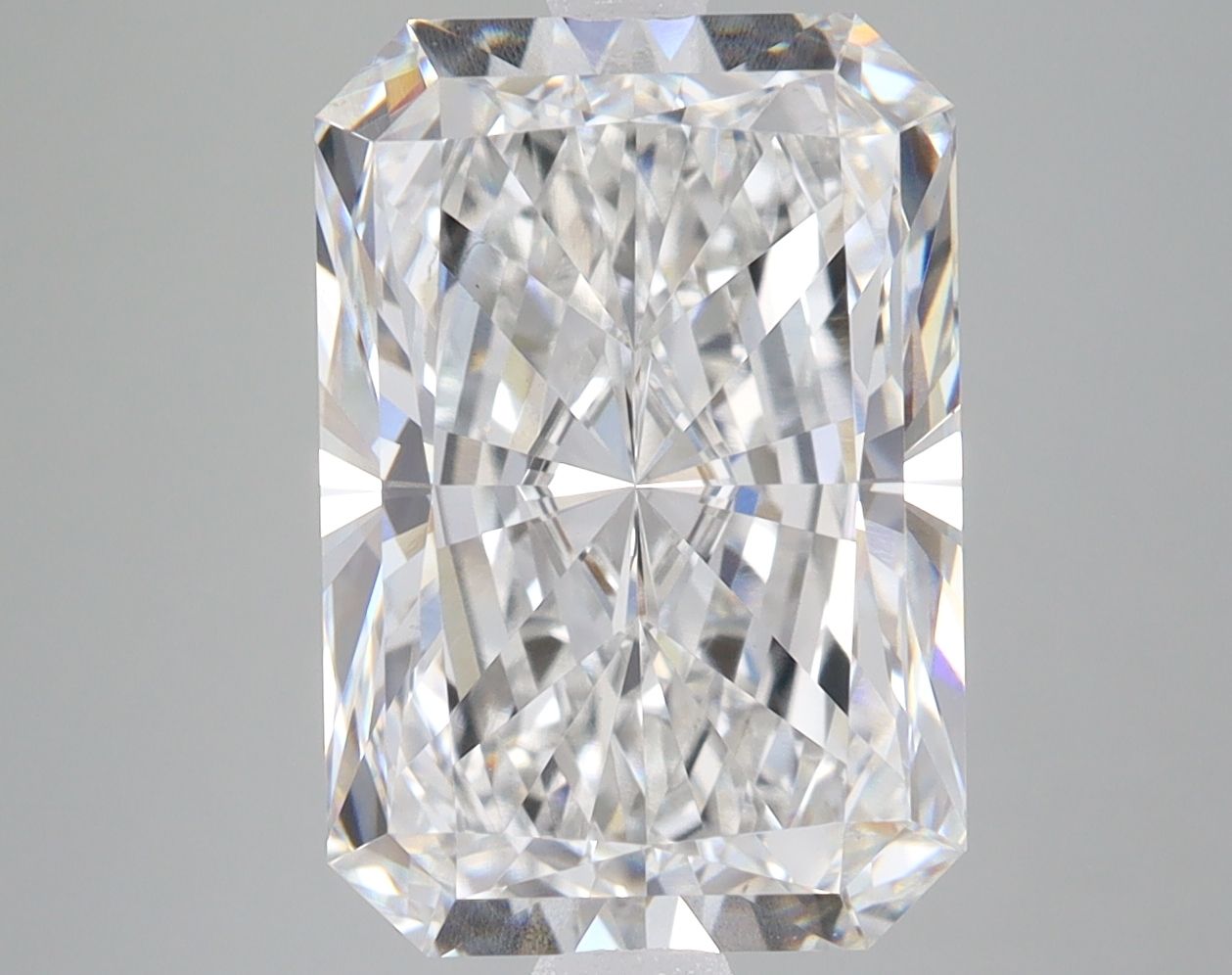 6.30 ct. radiant Lab Grown Diamond front image