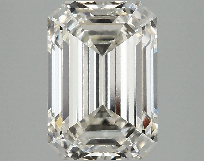 3.09 ct Emerald diamond