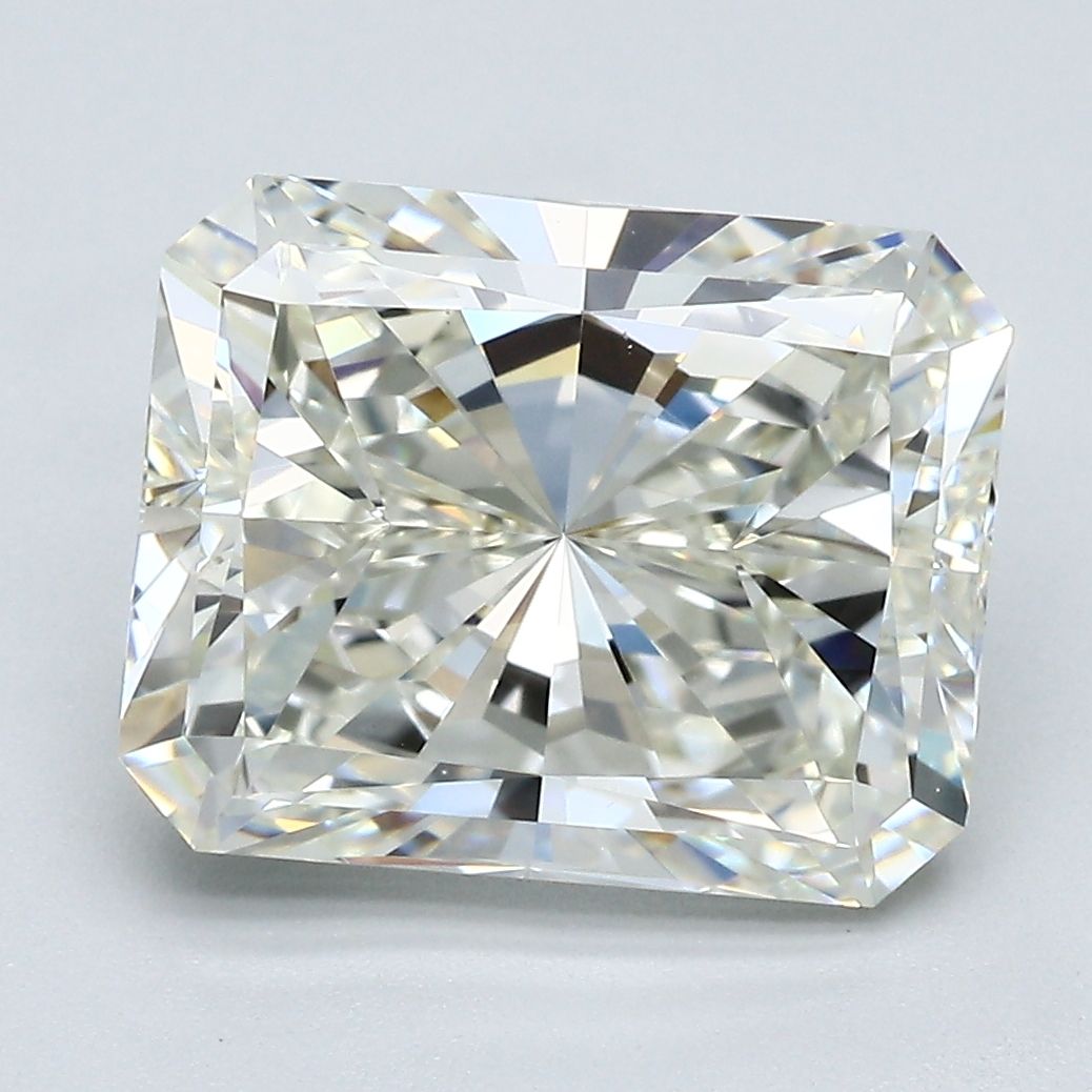 5.01ct Radiant diamond