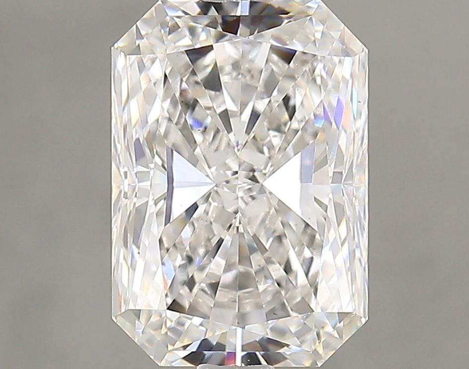 3.27 ct Radiant diamond