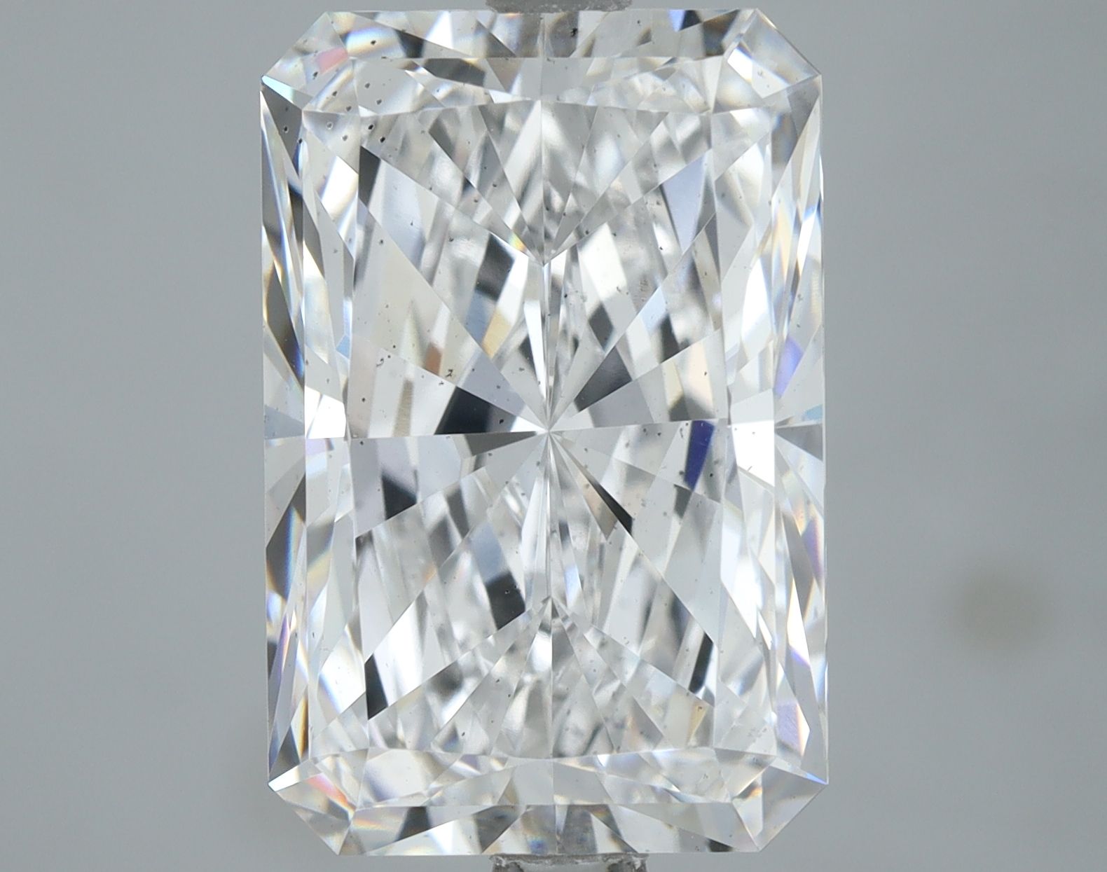 5.01 ct. radiant Lab Grown Diamond front image