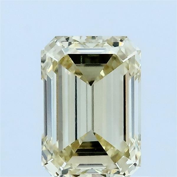 1.07 CT Fancy Light Yellow EMERALD