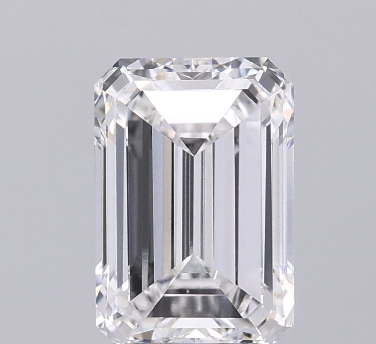 2.50 ct. emerald Lab Grown Diamond front image