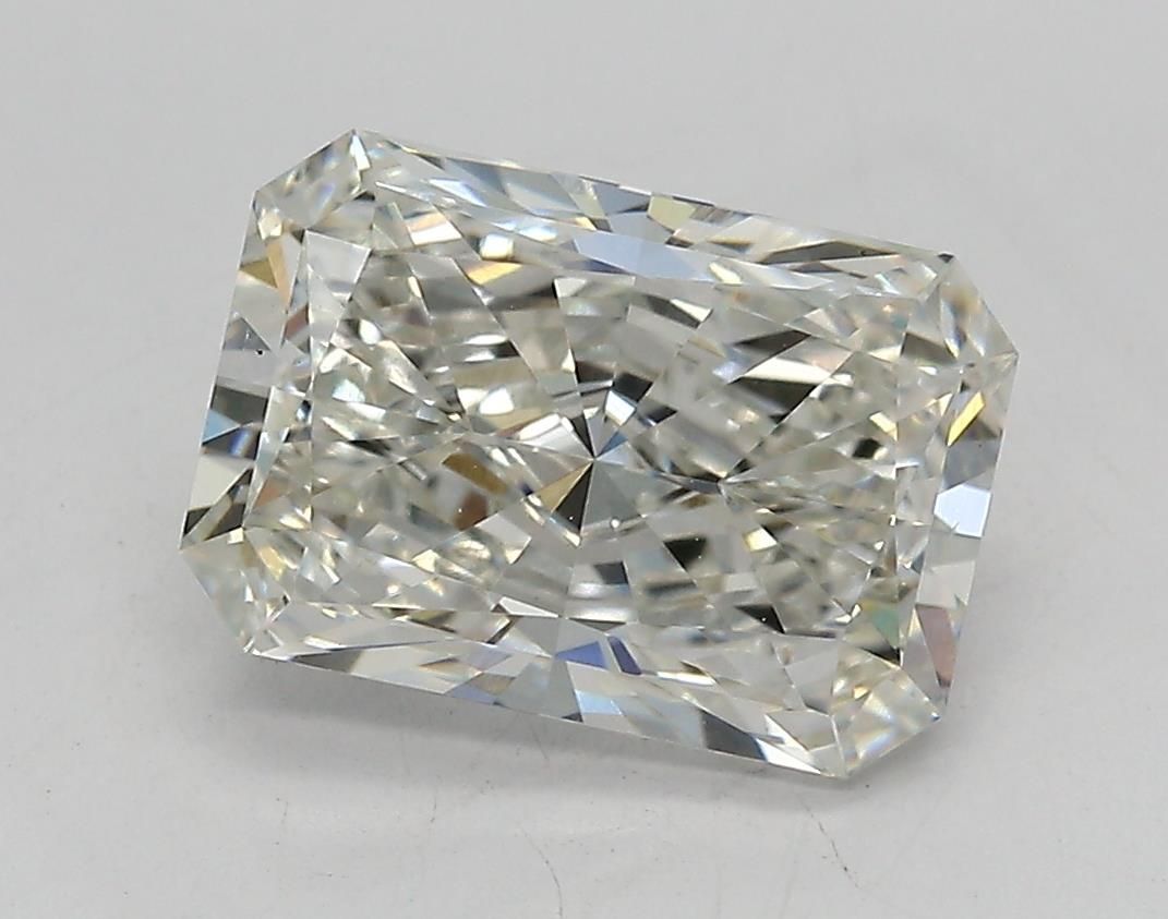 2.73 ct Radiant diamond