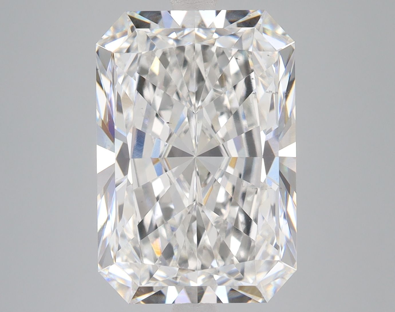 7.52 ct. radiant Lab Grown Diamond front image