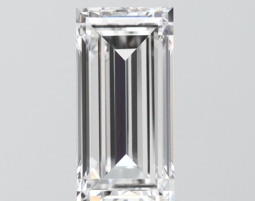 1.6 ct lab-grown Baguette Diamond