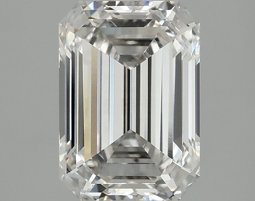 2.59 ct Emerald diamond