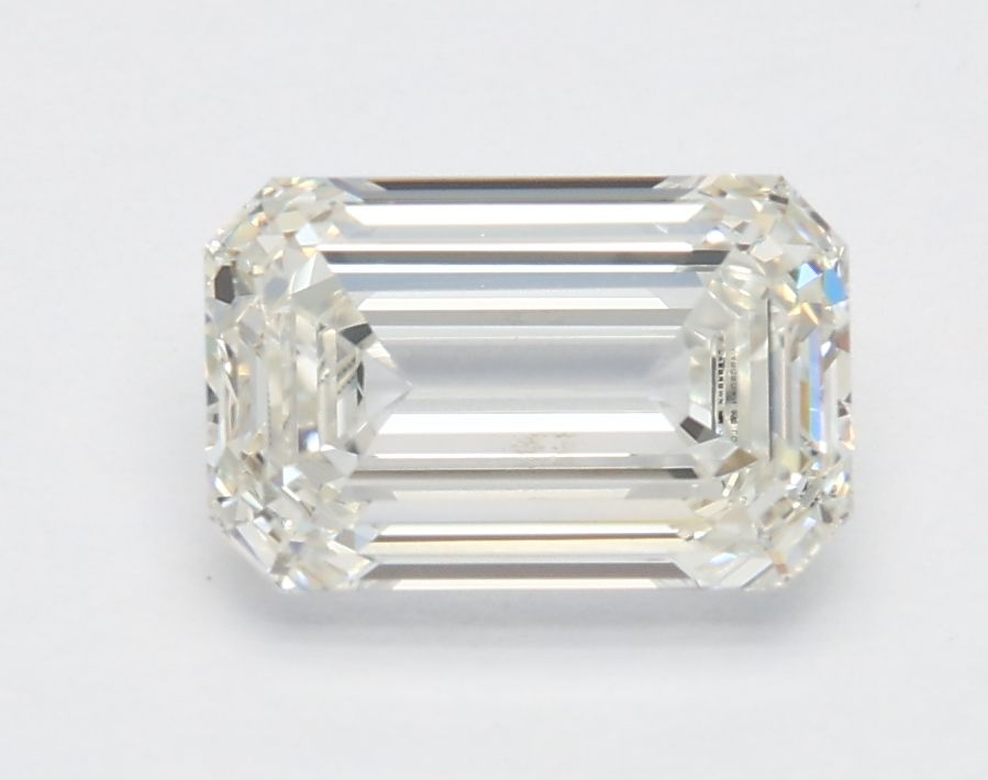 1.26 ct. emerald Lab Grown Diamond front image
