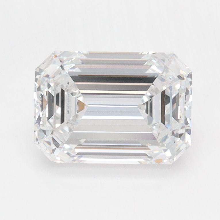 1.46 ct. emerald Lab Grown Diamond front image