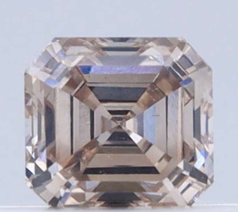 Diament 0.36 ct Fancy Light Brown Pink/SI1