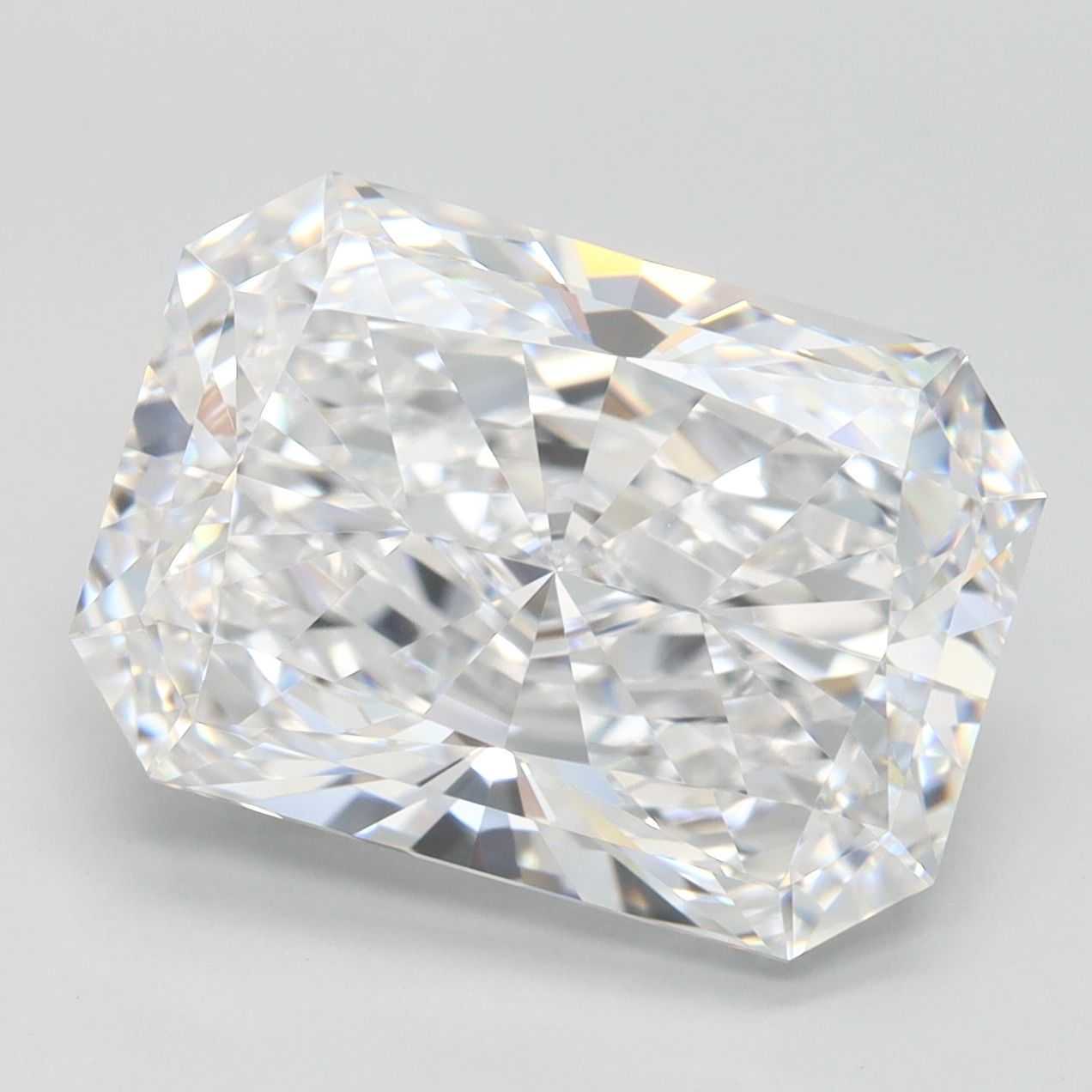 5.28 ct. radiant Lab Grown Diamond front image