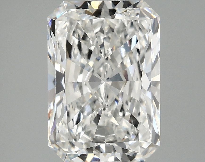 2.57 ct. radiant Lab Grown Diamond front image