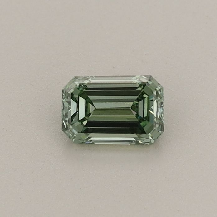 0.28 ct lab-grown Emerald Diamond