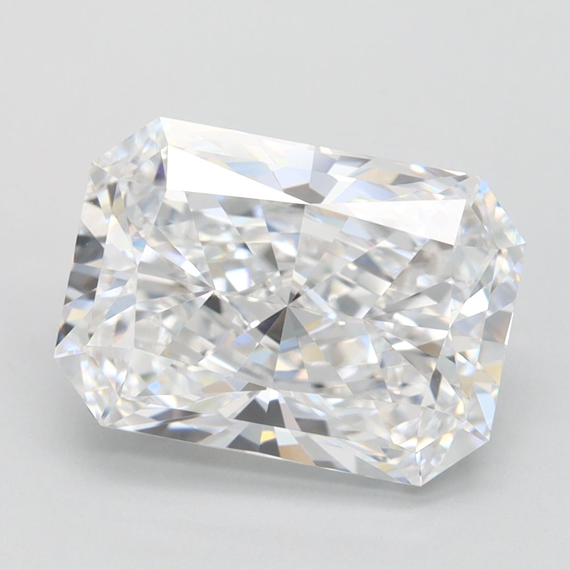 3.07 ct. radiant Lab Grown Diamond front image