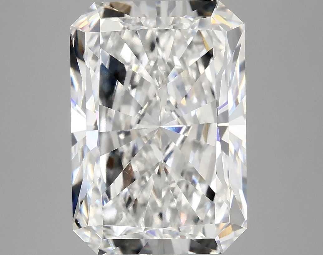 4.91 ct. radiant Lab Grown Diamond front image