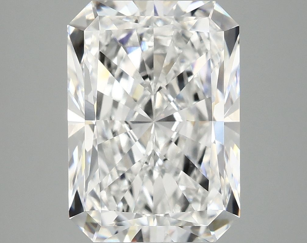 4.85 ct. radiant Lab Grown Diamond front image