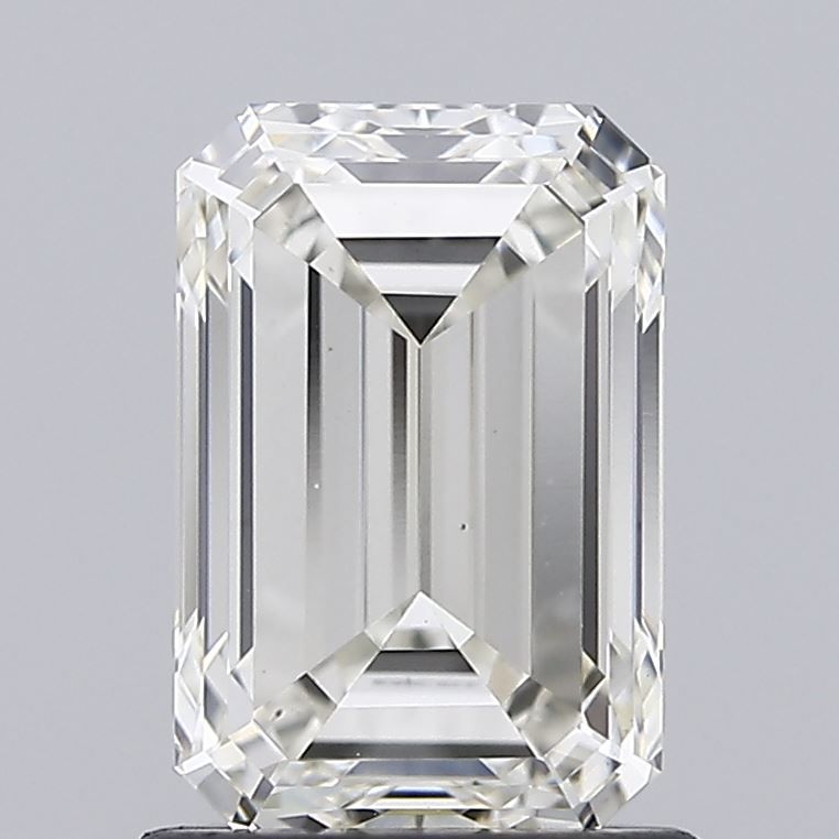 1.63 ct. emerald Lab Grown Diamond front image