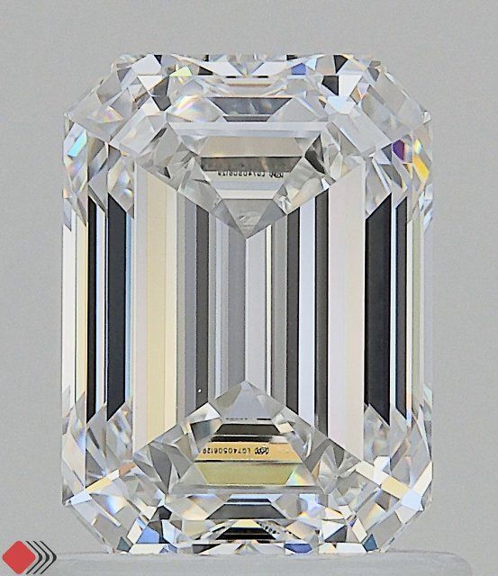 1.37 ct. emerald Lab Grown Diamond front image