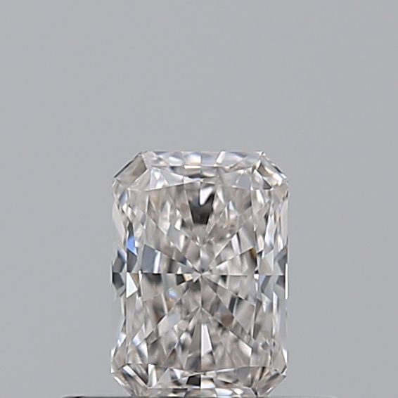0.42 ct Radiant diamond