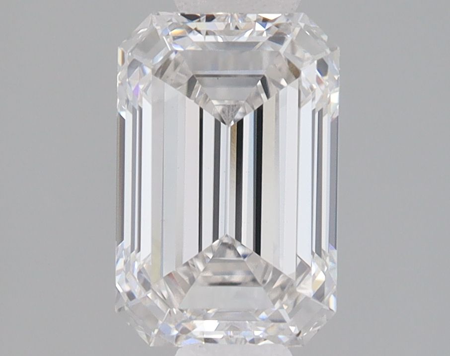 1.59 ct. emerald Lab Grown Diamond front image