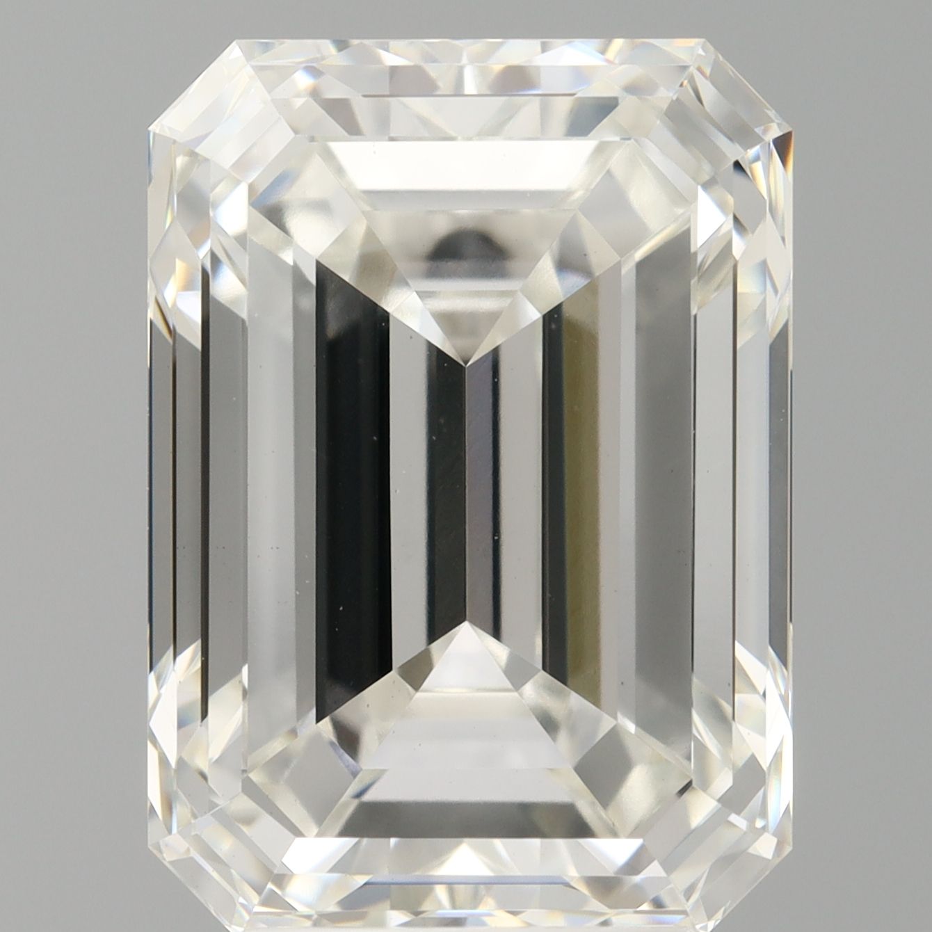 4.99 ct. emerald Lab Grown Diamond front image