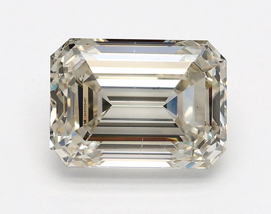 1.88 ct. emerald Lab Grown Diamond front image