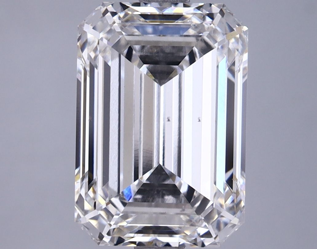 4.09 ct. emerald Lab Grown Diamond front image