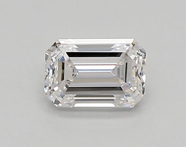 0.40 ct Emerald diamond