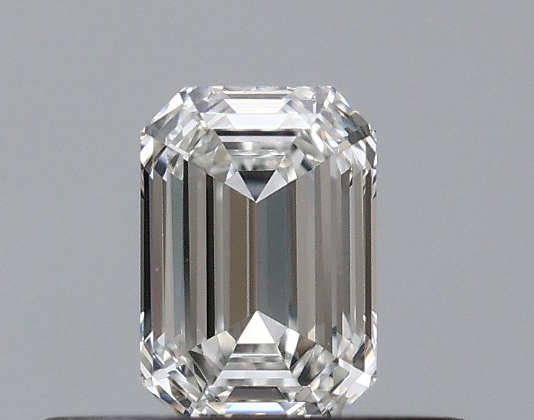 0.30 ct Emerald diamond