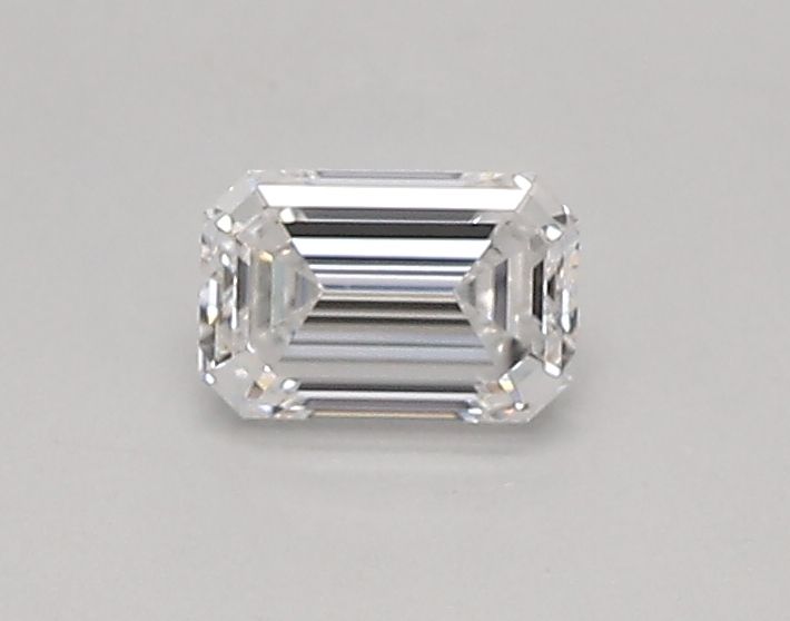 0.31 ct lab-grown Emerald Diamond