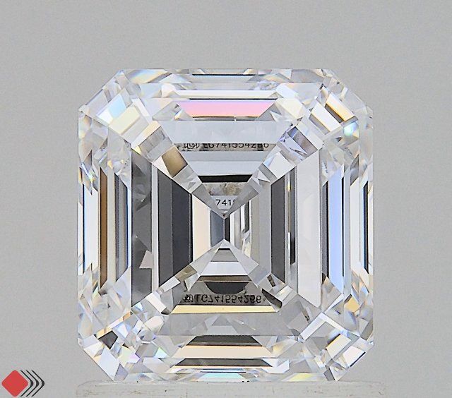 1.53 ct. emerald Lab Grown Diamond front image