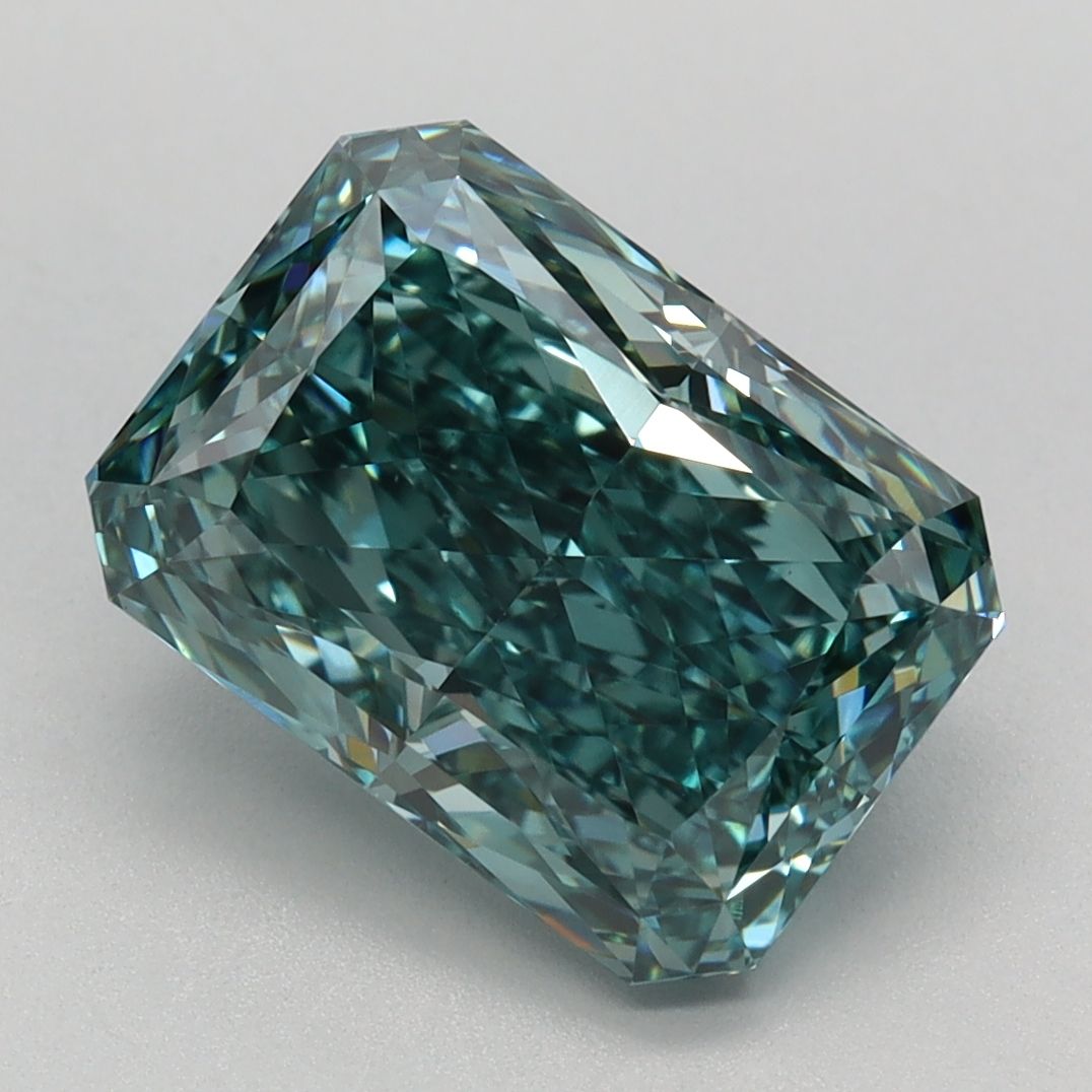 3.16 ct Radiant diamond