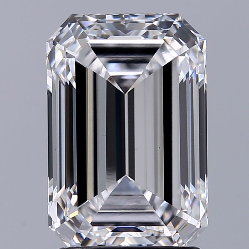 2.20 ct. emerald Lab Grown Diamond front image