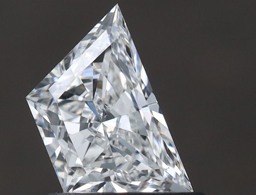 0.7 ct Trapezoid Diamond