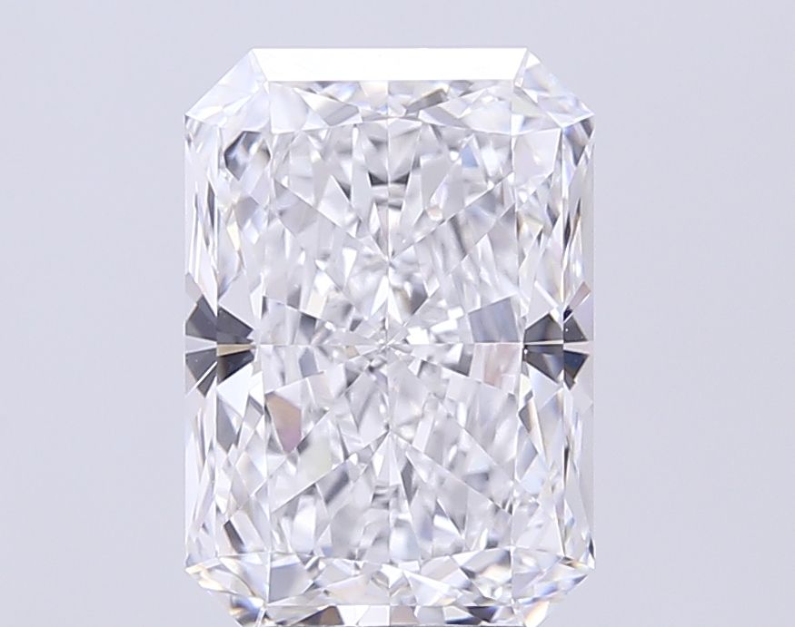 4.77 ct. radiant Lab Grown Diamond front image
