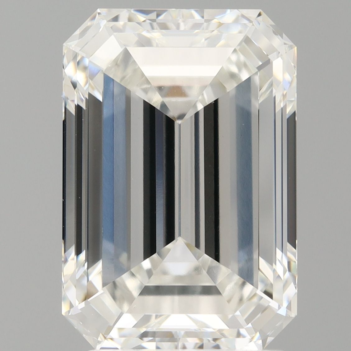 3.07 ct Emerald diamond