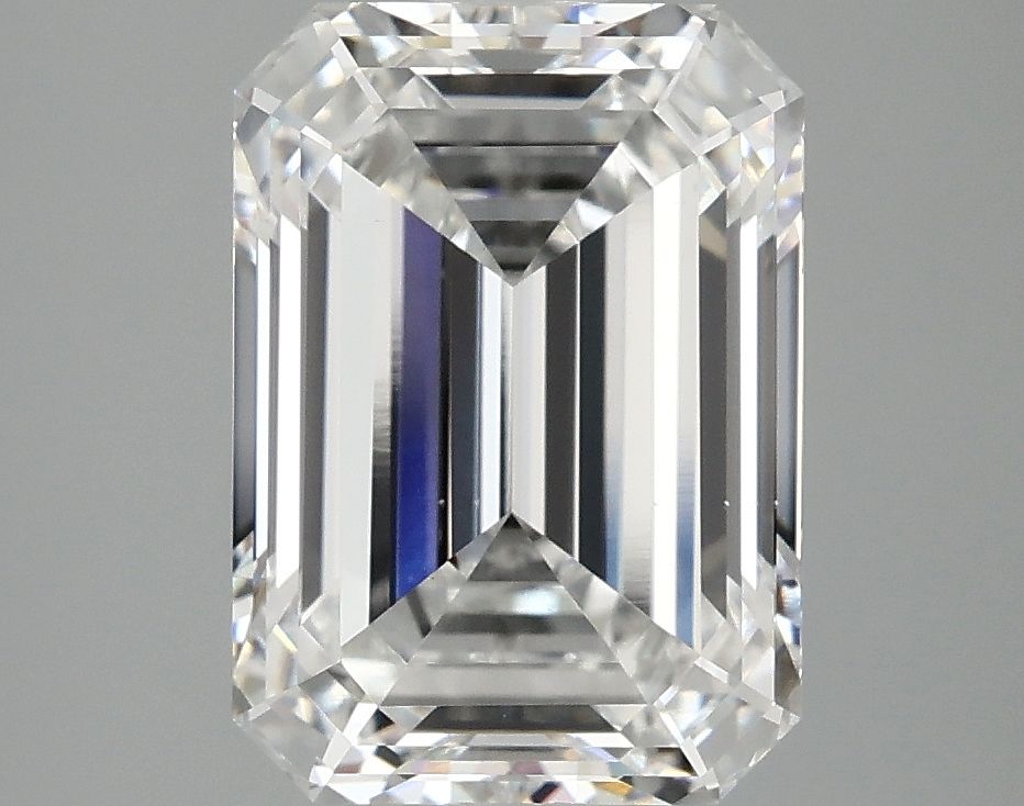 4.04 ct. emerald Lab Grown Diamond front image