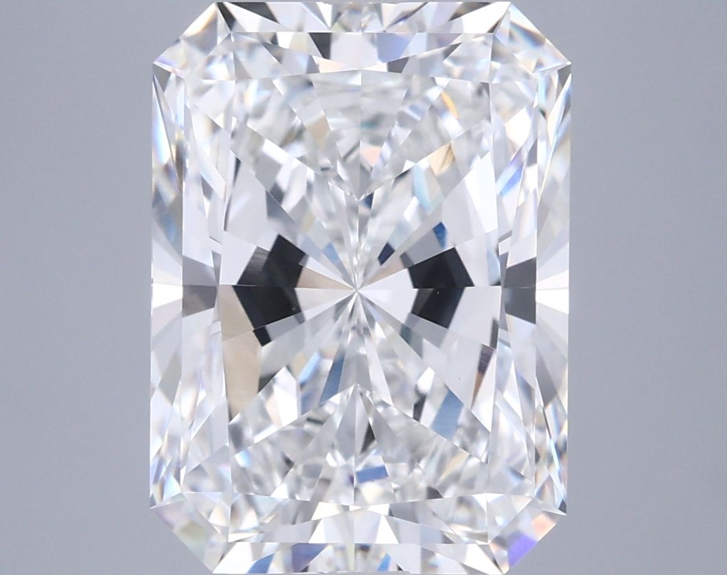 6.00 ct. radiant Lab Grown Diamond front image
