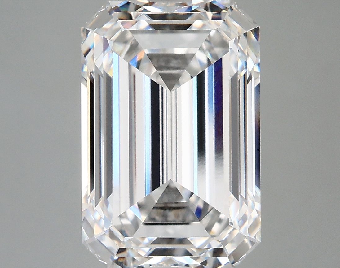 6.10 ct. emerald Lab Grown Diamond front image