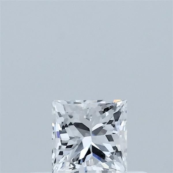 0.32 ct lab-grown Princess Diamond