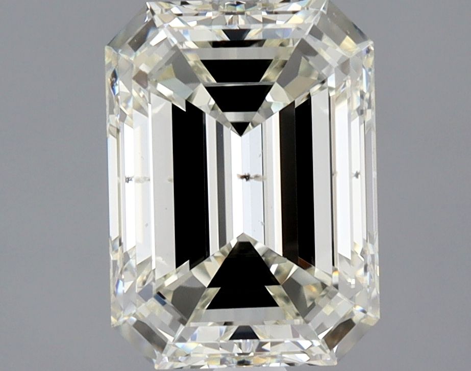 2.01ct Emerald diamond