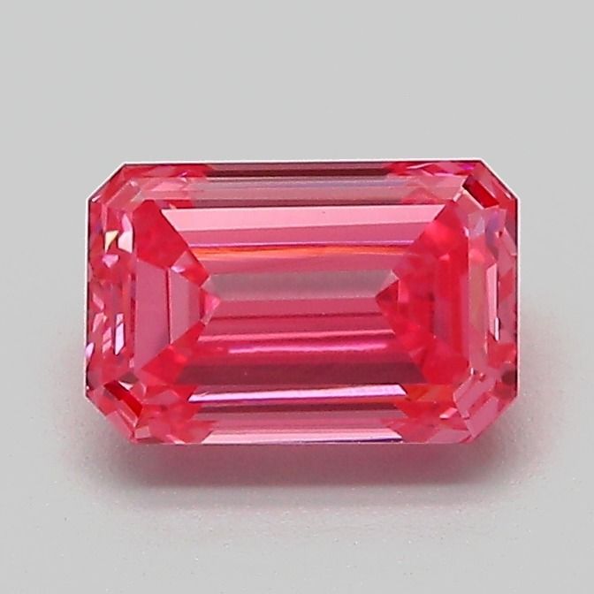 1.05 ct. emerald Lab Grown Diamond front image