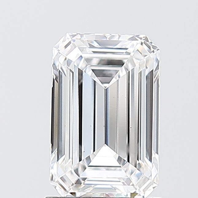 1.52 ct. emerald Lab Grown Diamond front image