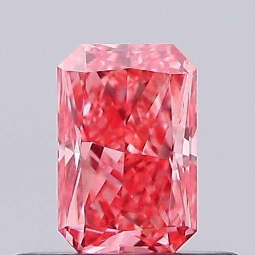 0.38 CT Fancy Vivid Pink RADIANT