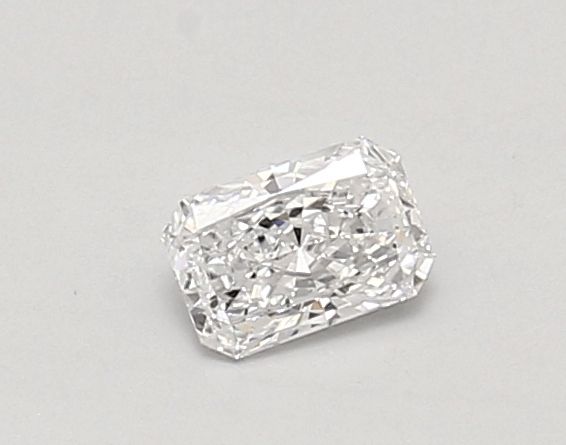 0.34 ct lab-grown Radiant Diamond