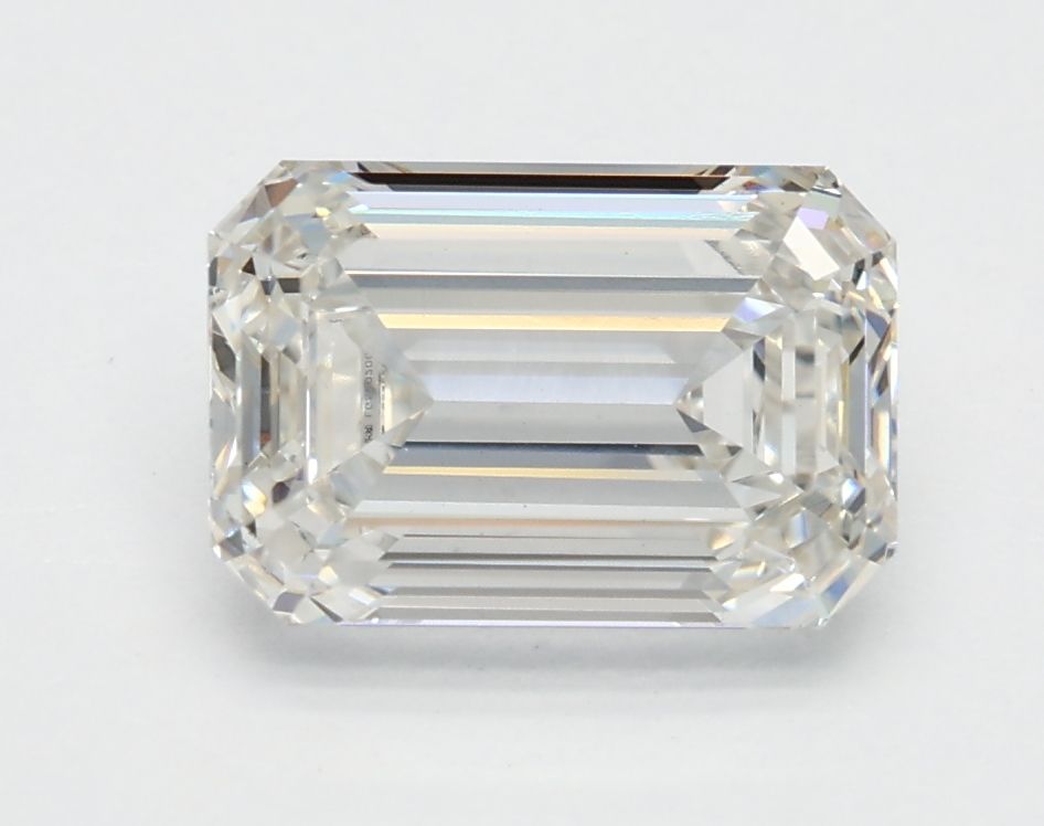 1.72 ct. emerald Lab Grown Diamond front image